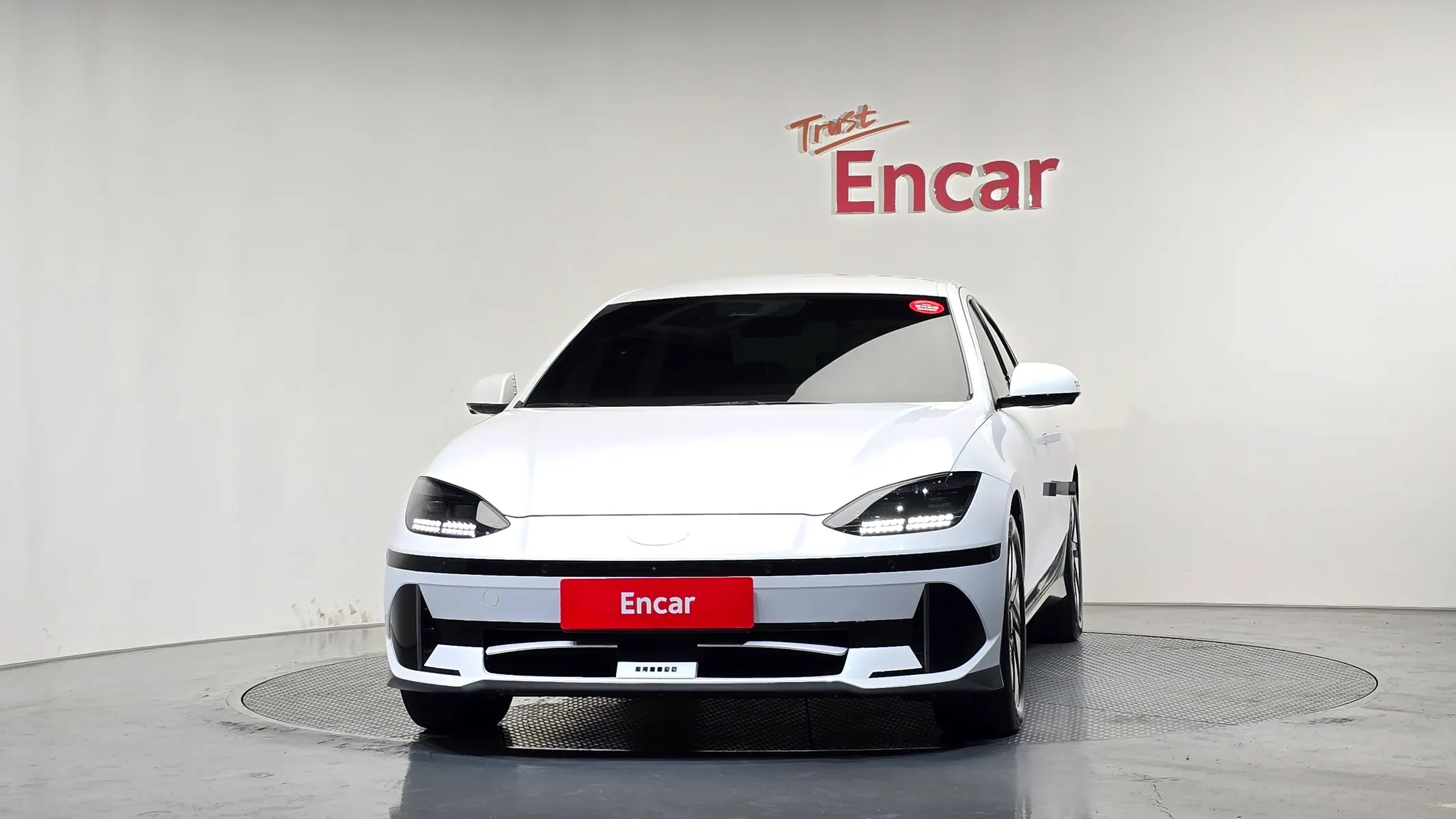 Hyundai Ioniq 6 AWD 2024 2/5