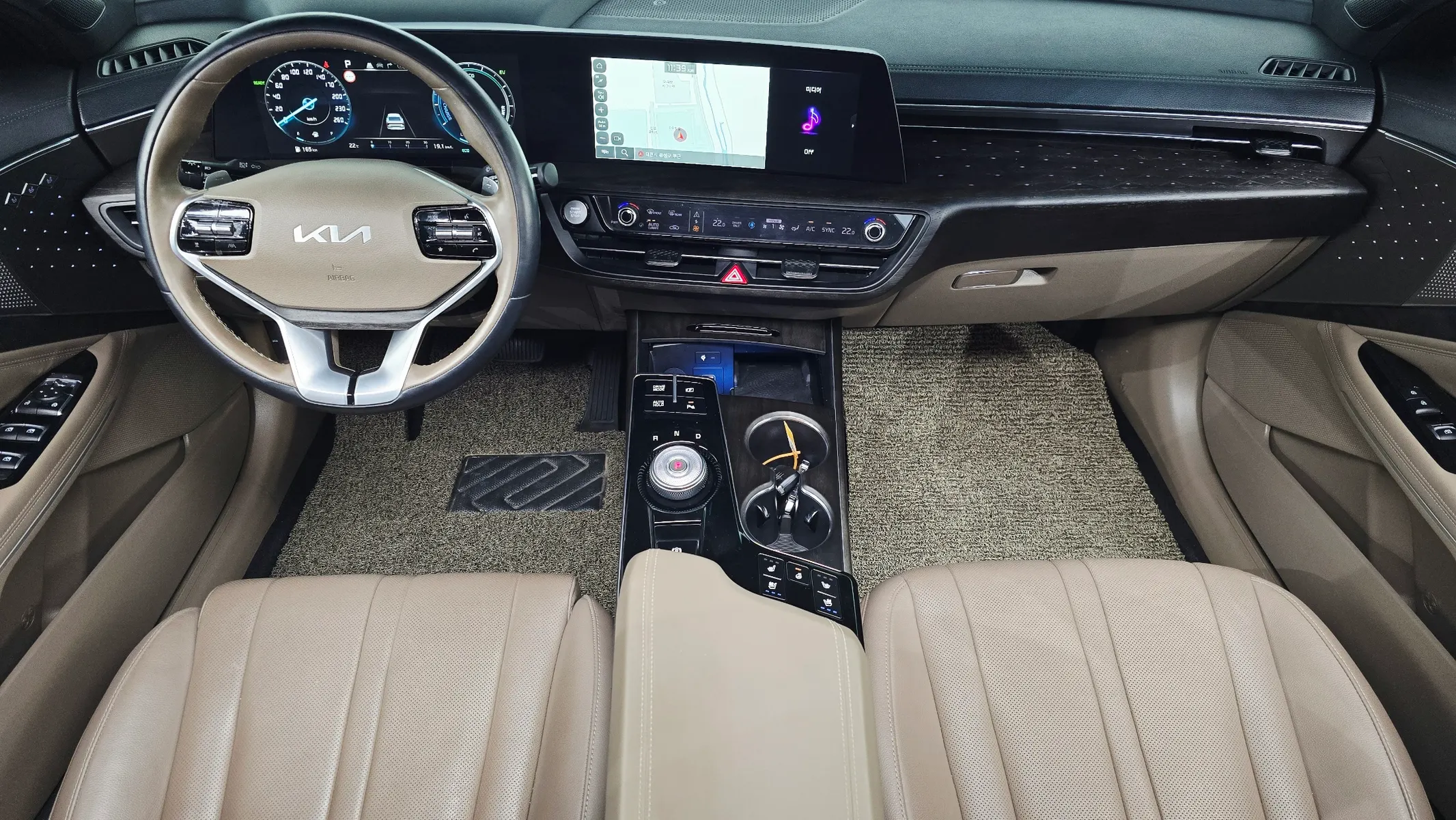 Kia K8 2023 4/5