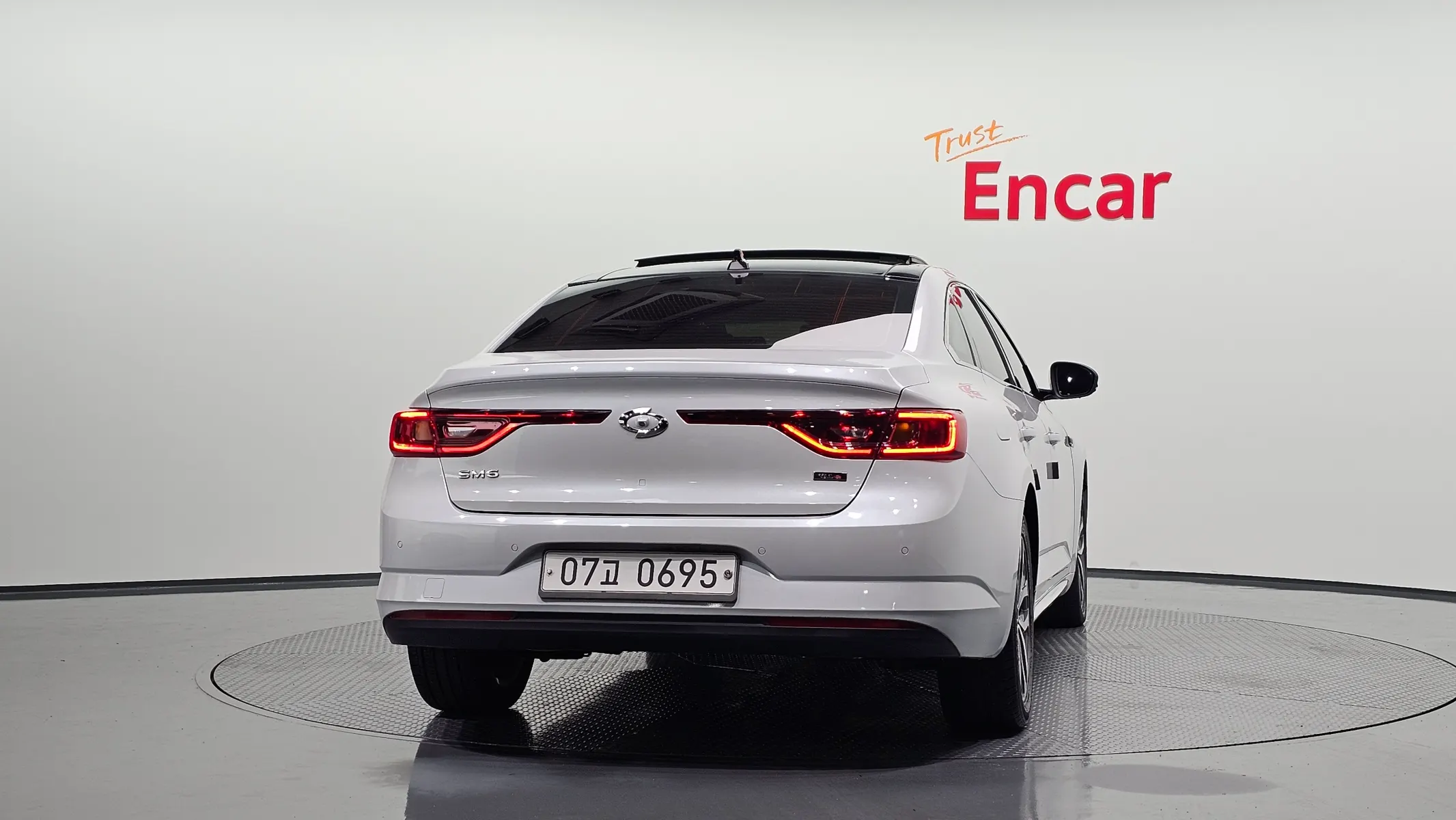 Renault Korea SM6 2.0 GDe LE 2016 3/5