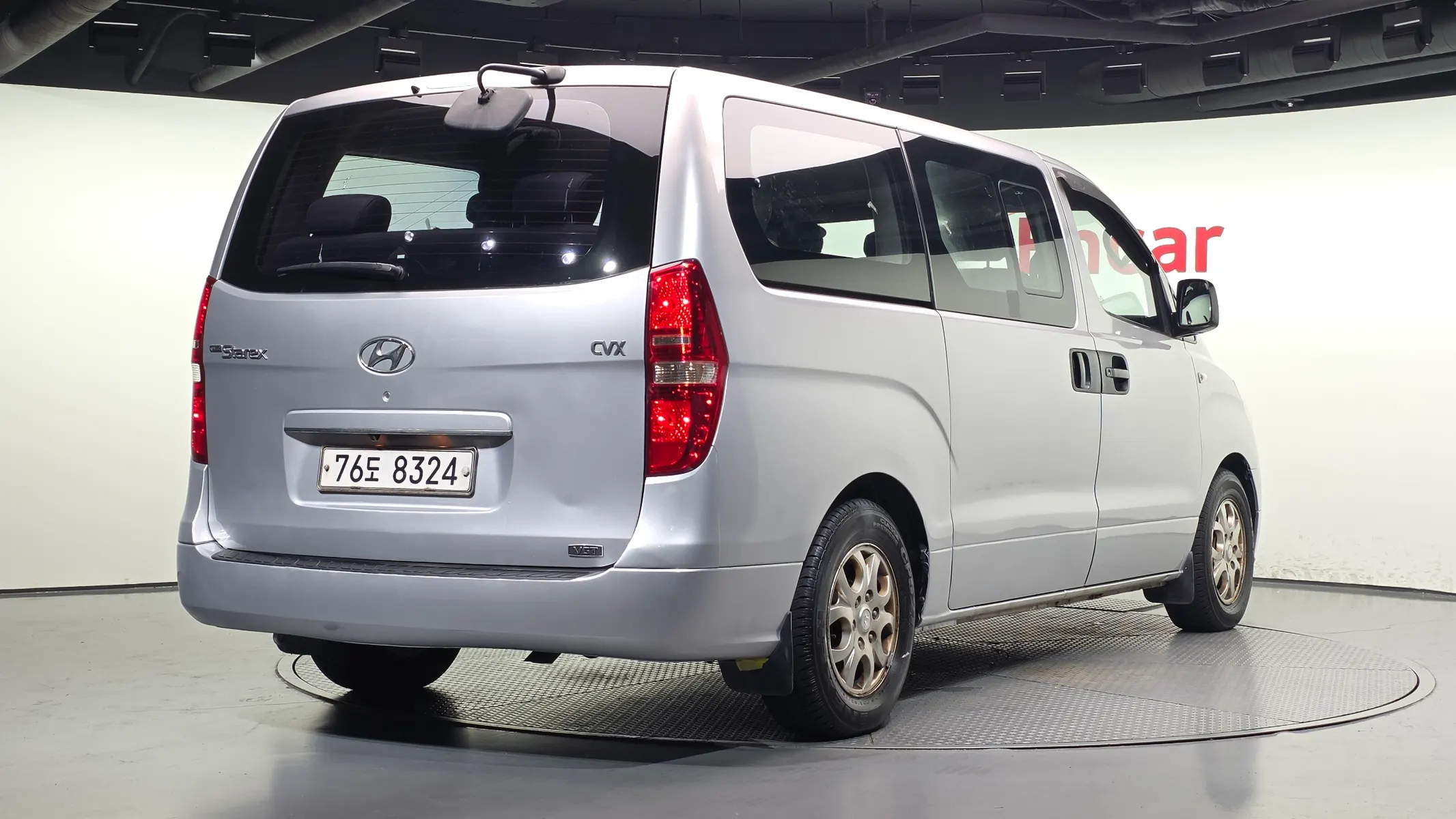 Hyundai Grand Starex 12 2009 2/31