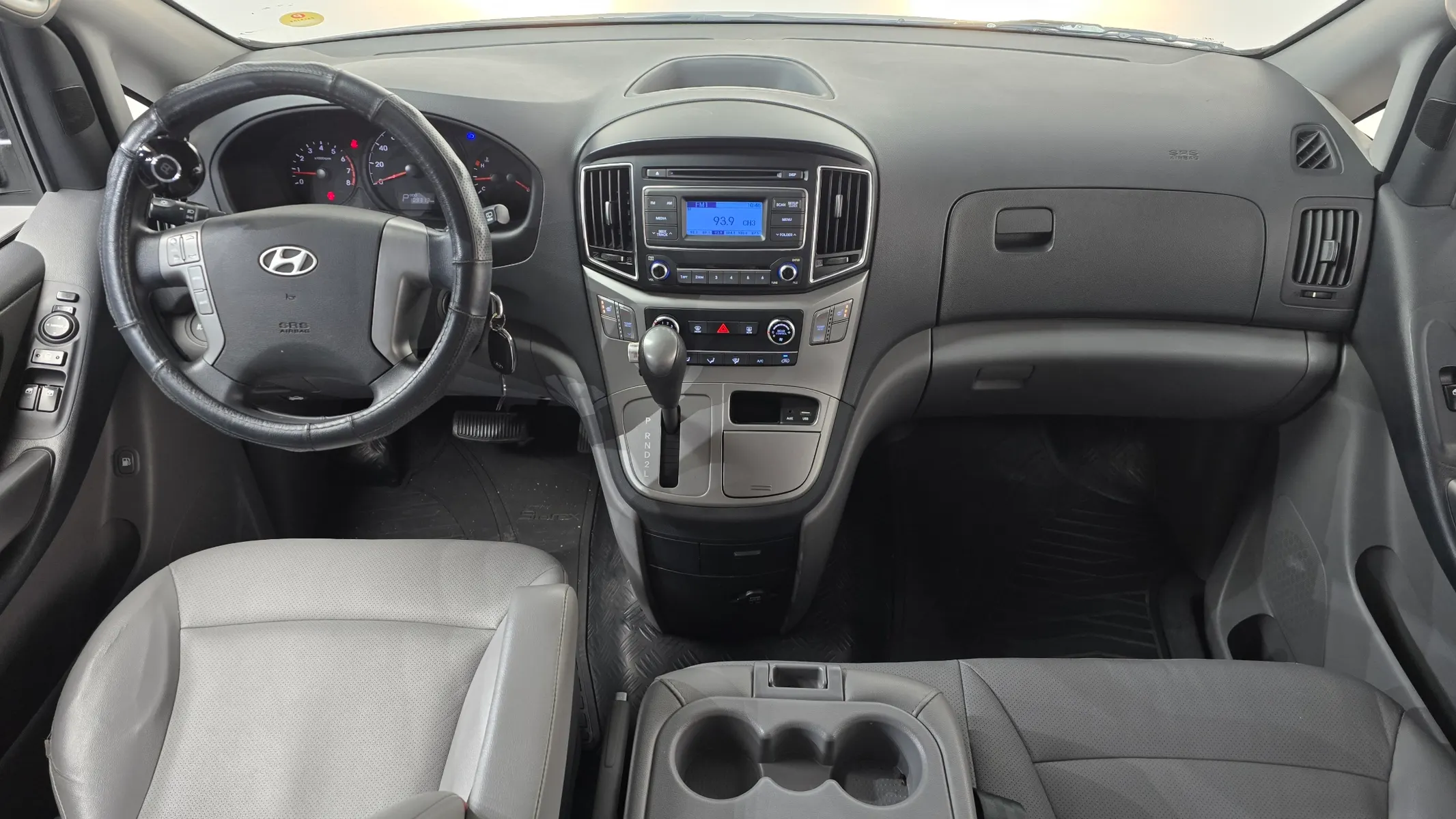 Hyundai Grand Starex 12 LPi 2016 4/5