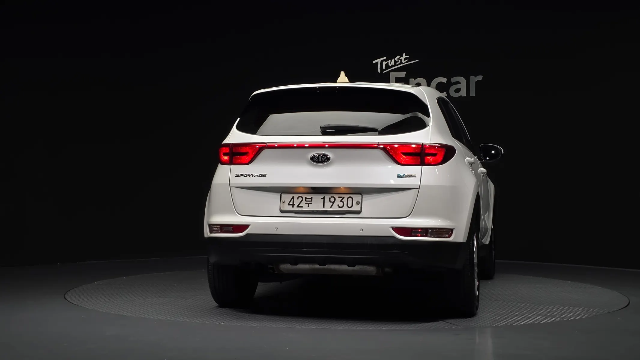 Kia 4 1.7 2WD 2018 3/5