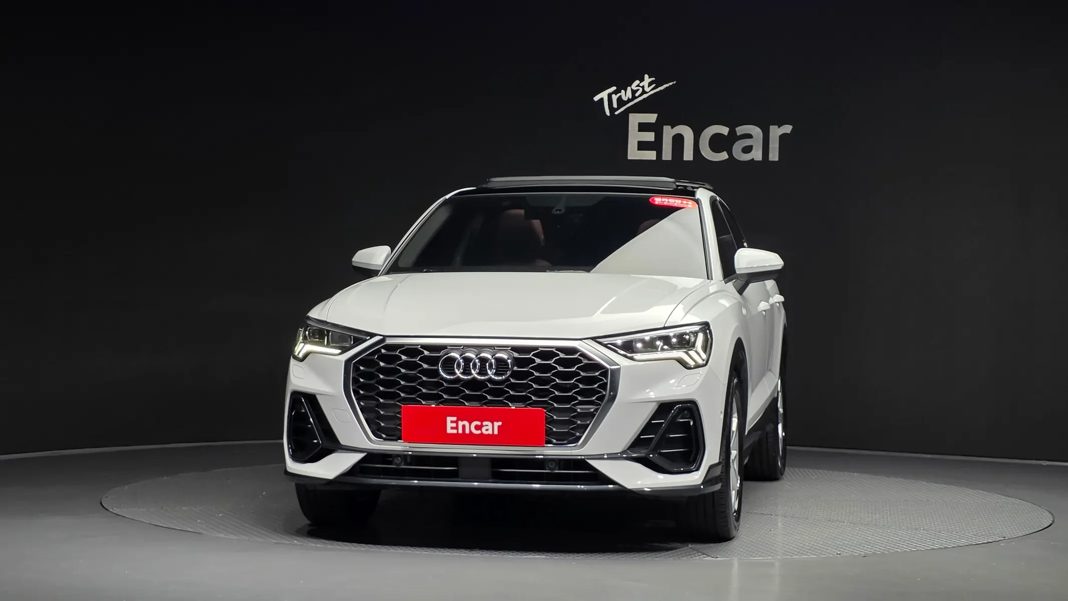 Audi Q3 (F3) 35 TDI 2022 2/33