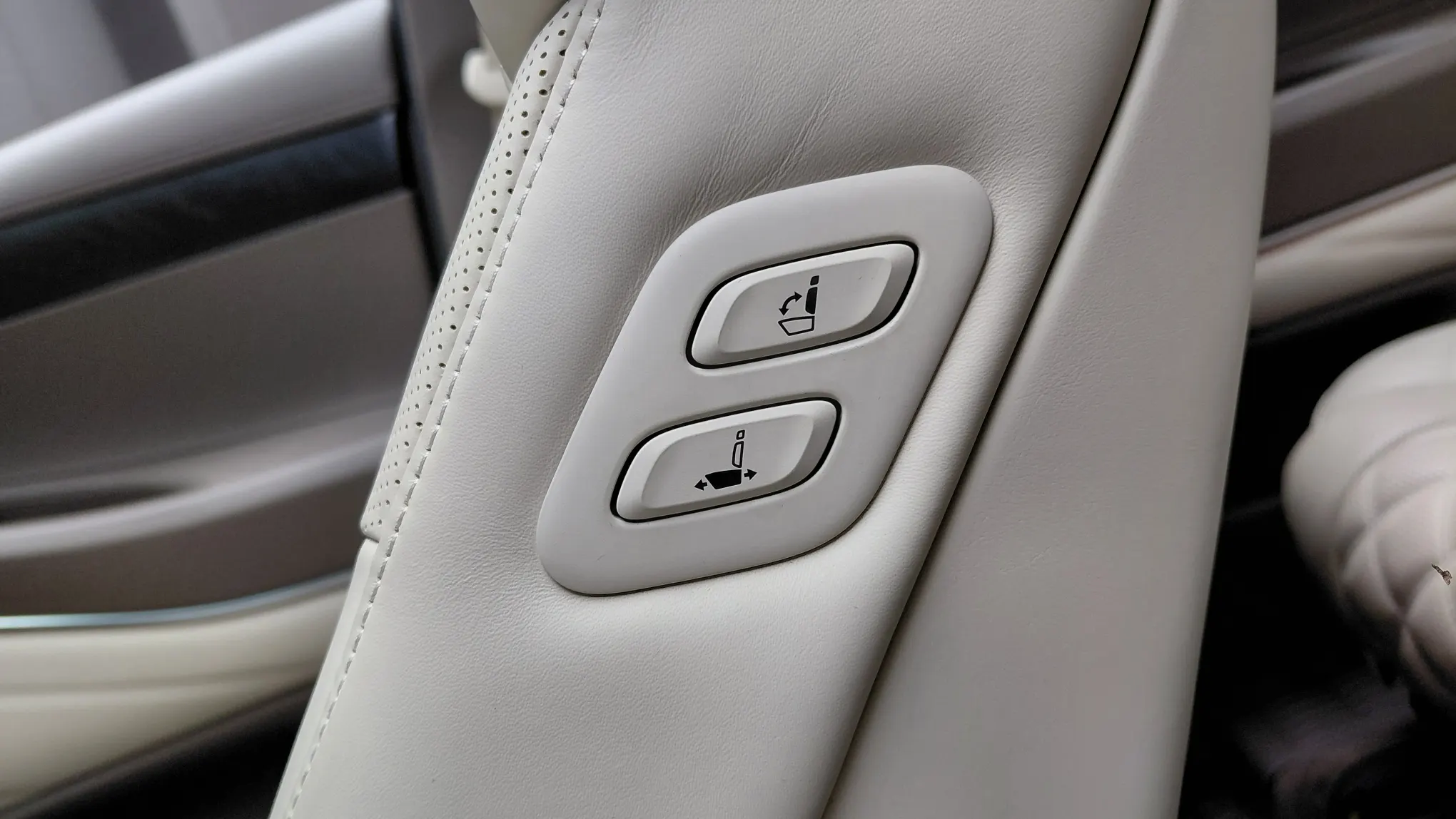 Genesis GV80 2.5T AWD 2023 33/34