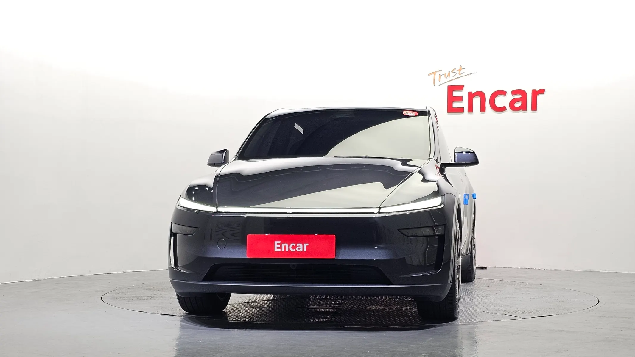 Tesla Y RWD 2025 2/5