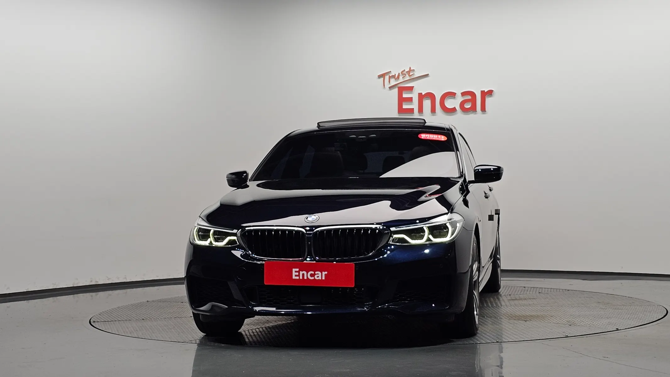 BMW 6 Series GT (G32) 620d M 2020 2/38