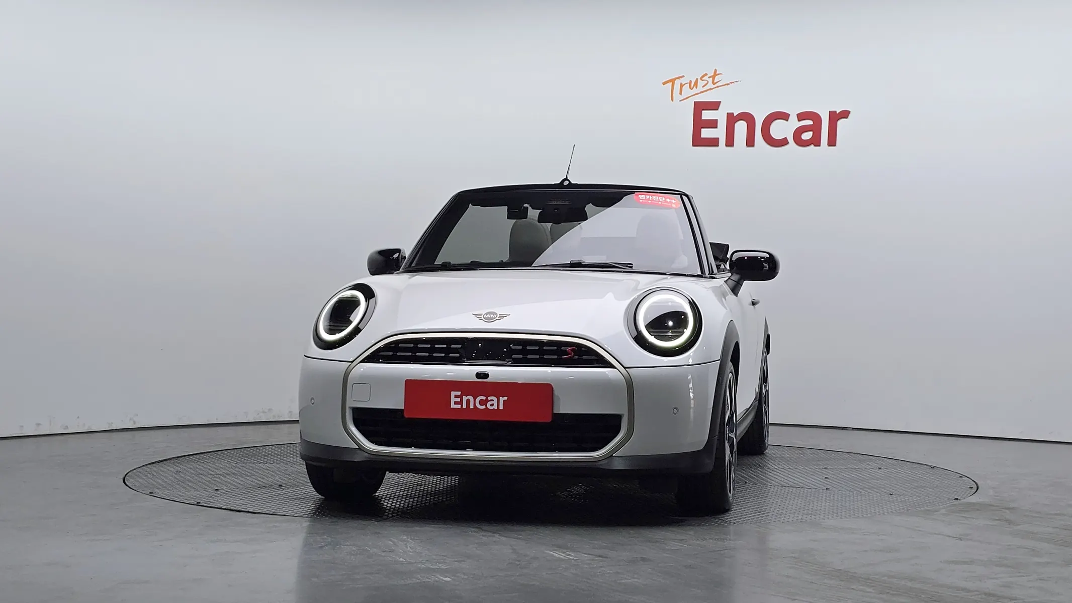 MINI S Convertible 4 2025 2/5