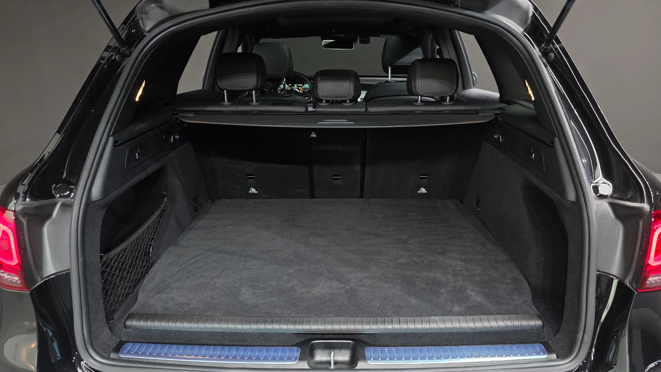 Mercedes-Benz GLC-Class X253 GLC300e 4MATIC 2020 35/36