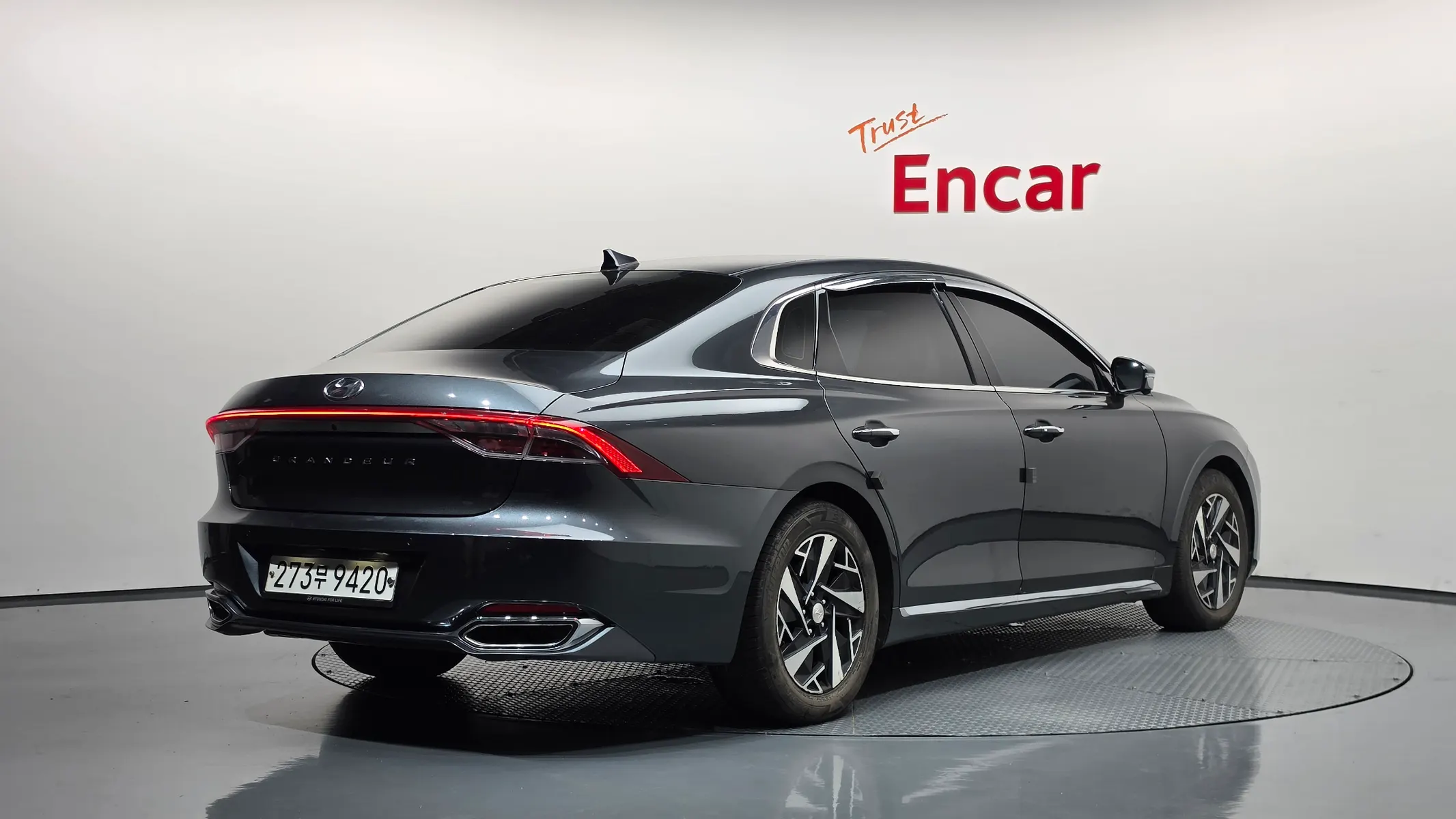 Hyundai IG 2020 2/36