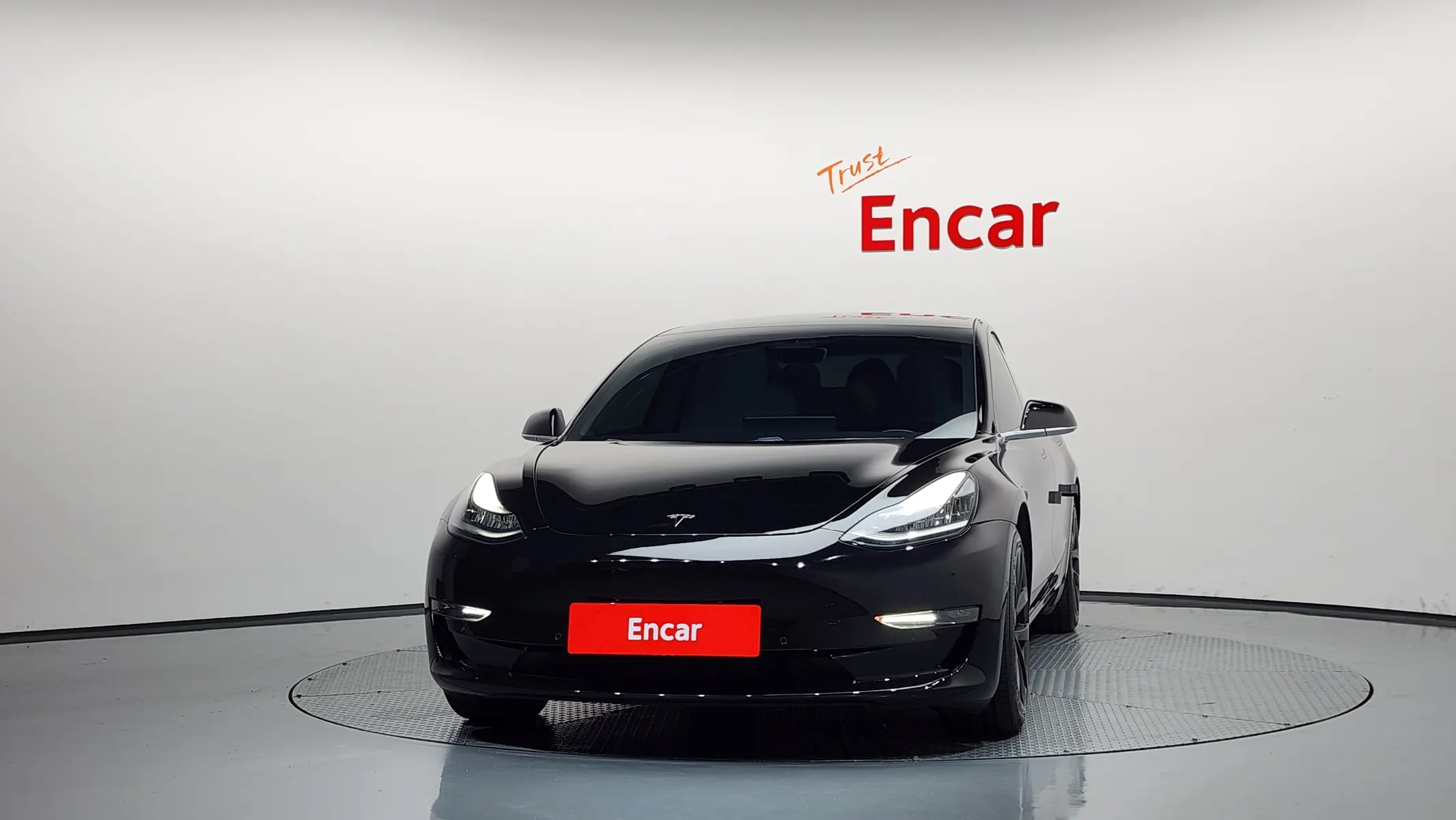 Tesla 3 AWD 2019 2/5