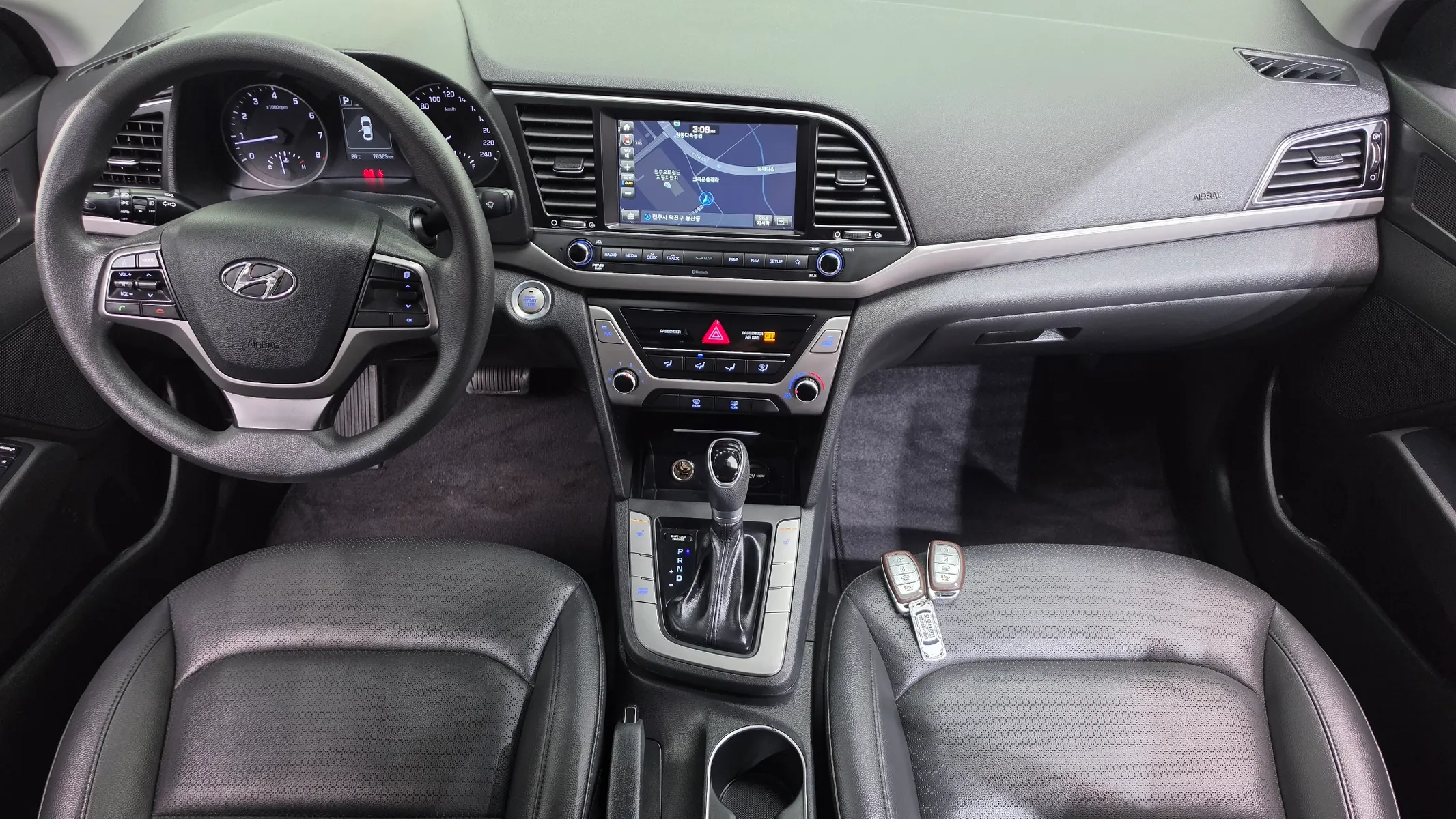 Hyundai AD 1.6 GDI 2017 4/5