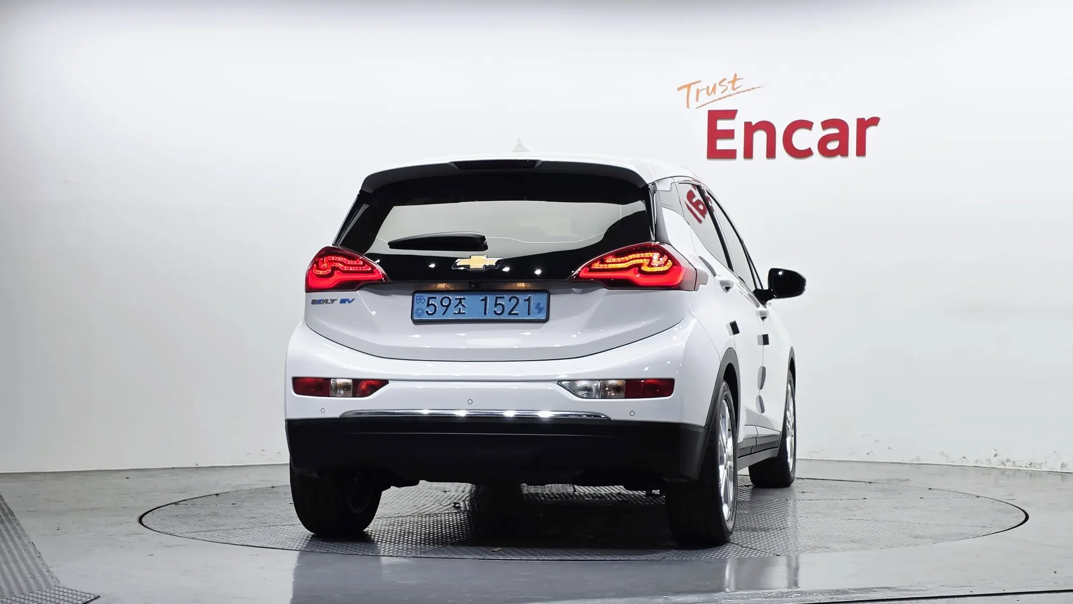 Chevrolet EV EV LT 2021 3/5