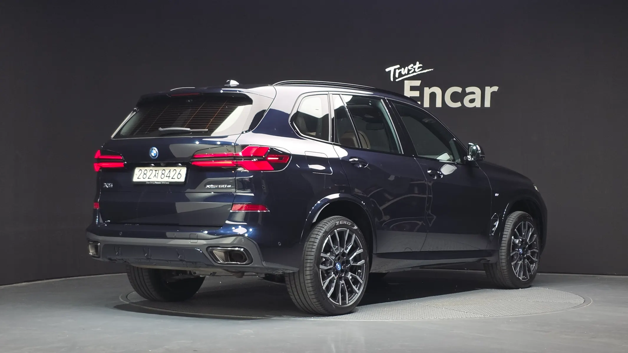 BMW X5 (G05) xDrive 50e M 2025 2/35