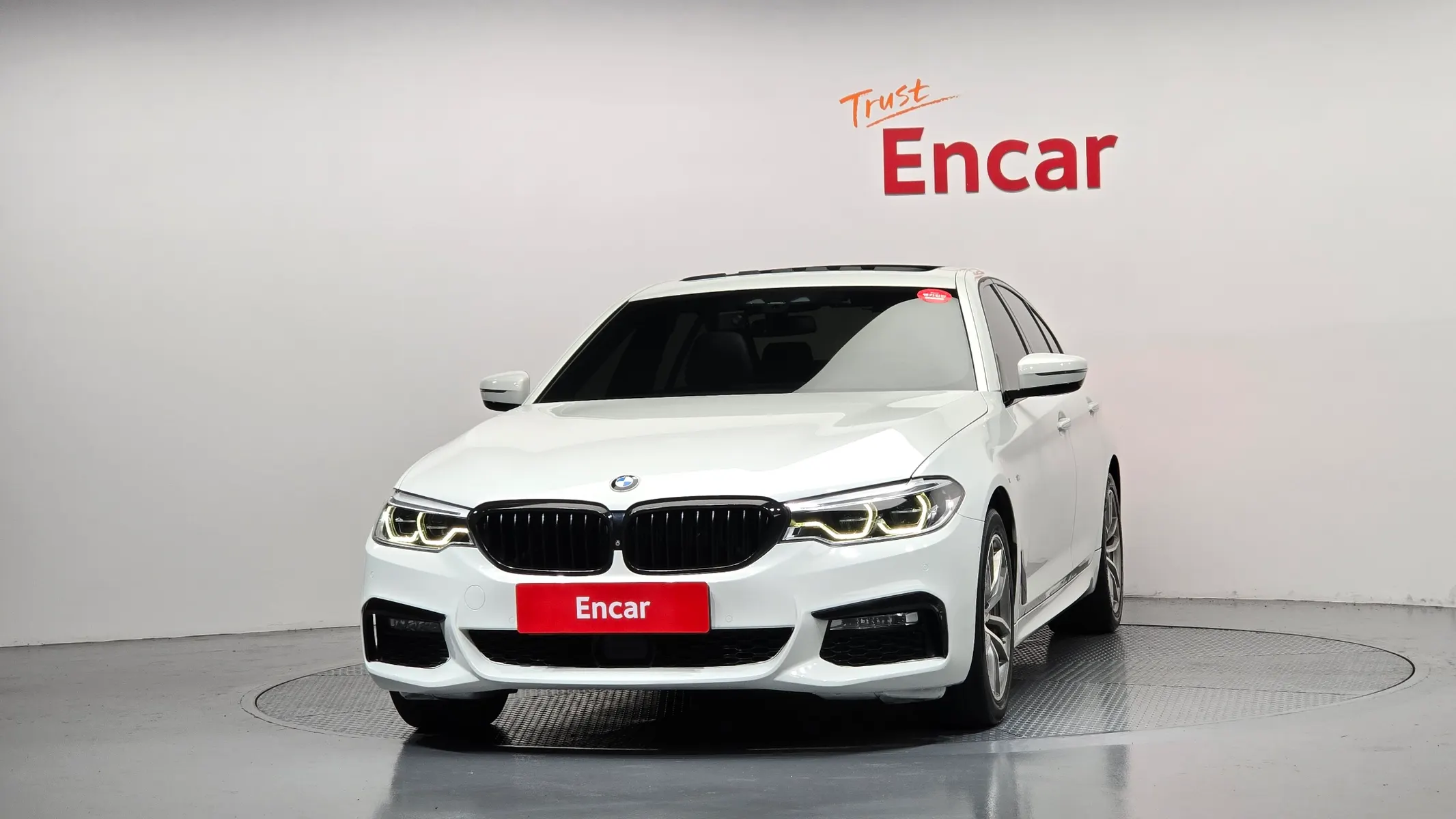 BMW 5 Series (G30) 530i xDrive M 2017 3/21