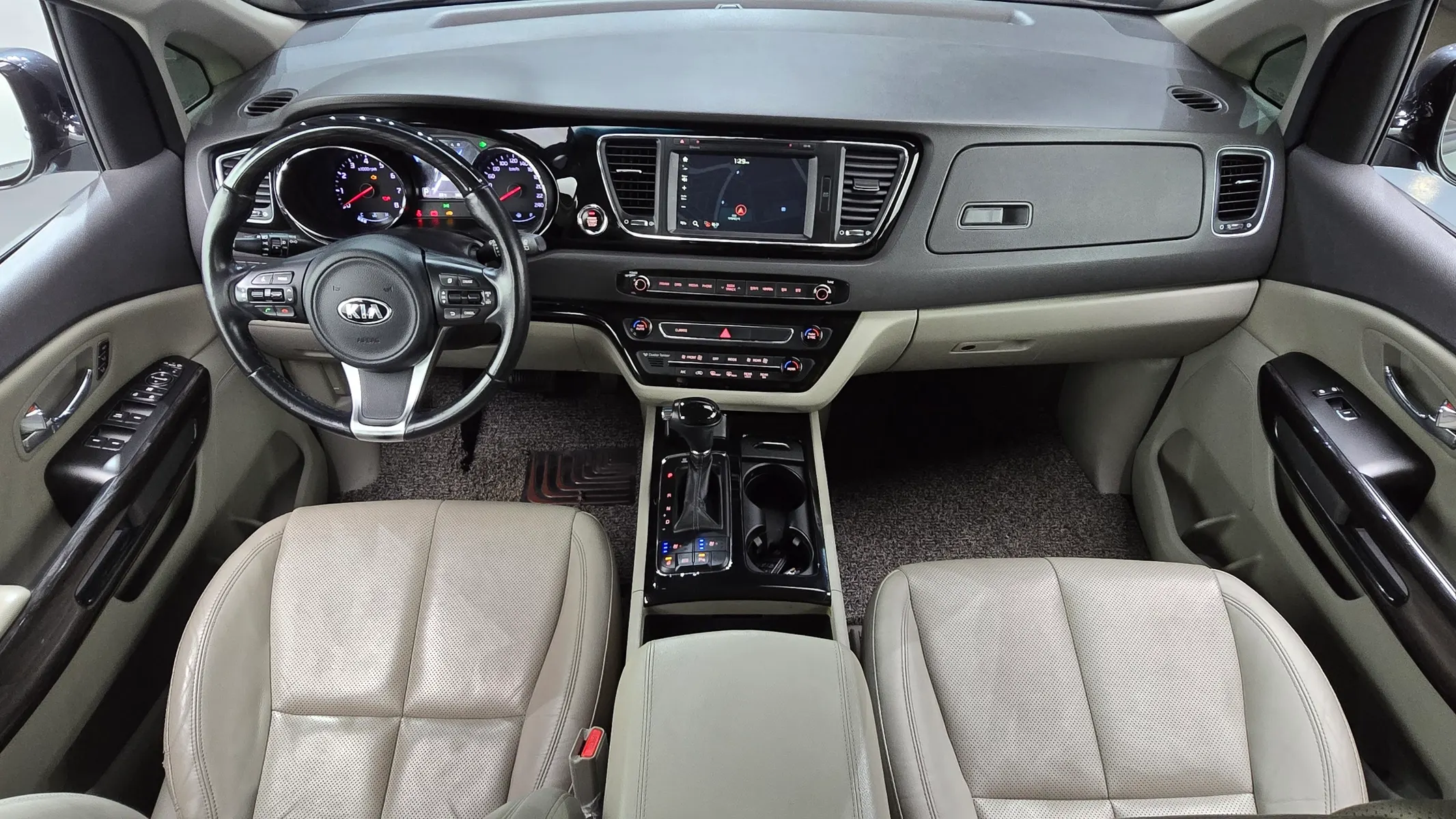 Kia 카니발 7 2015 4/5