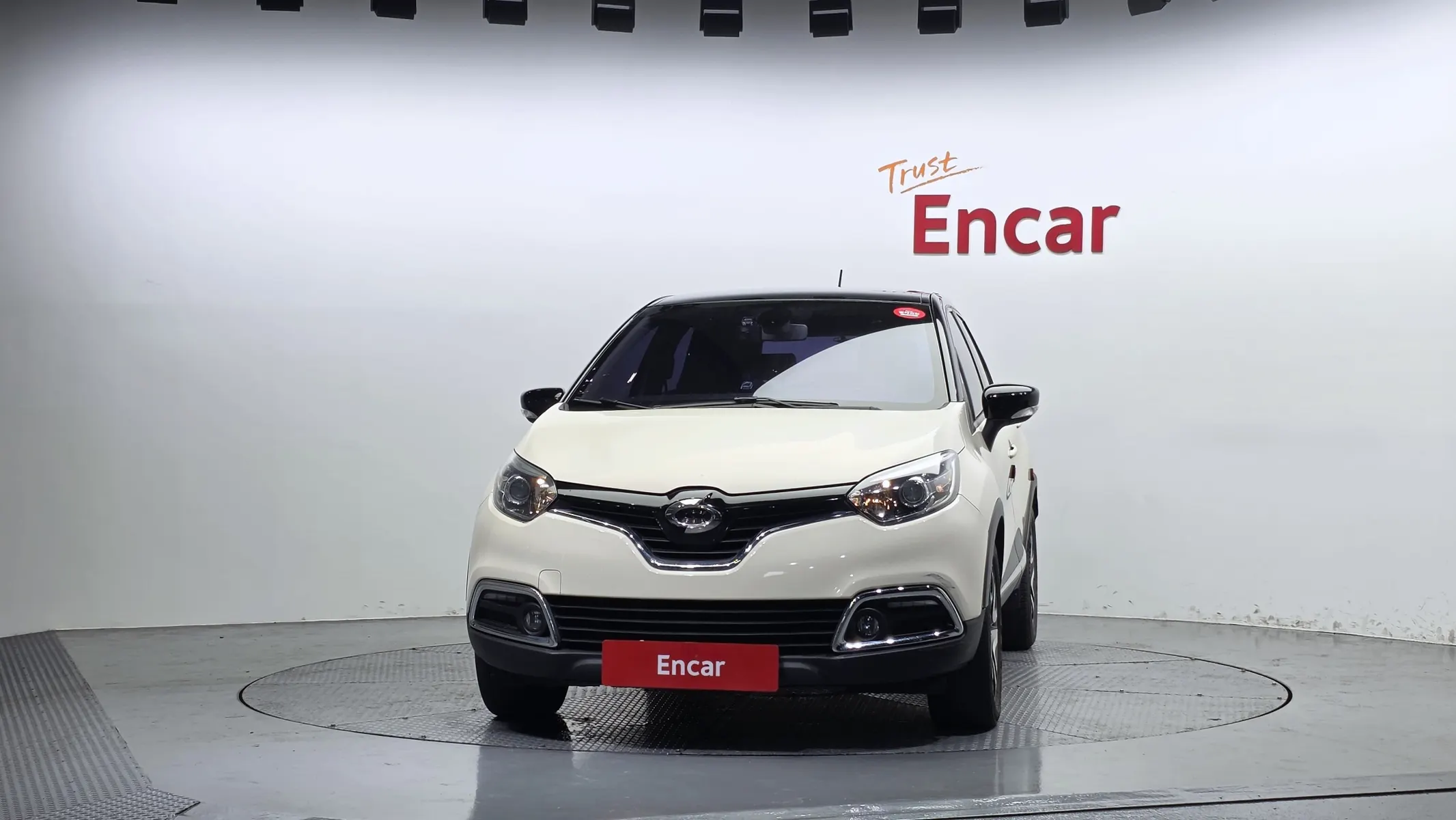 Renault Korea QM3 RE 2015 2/5