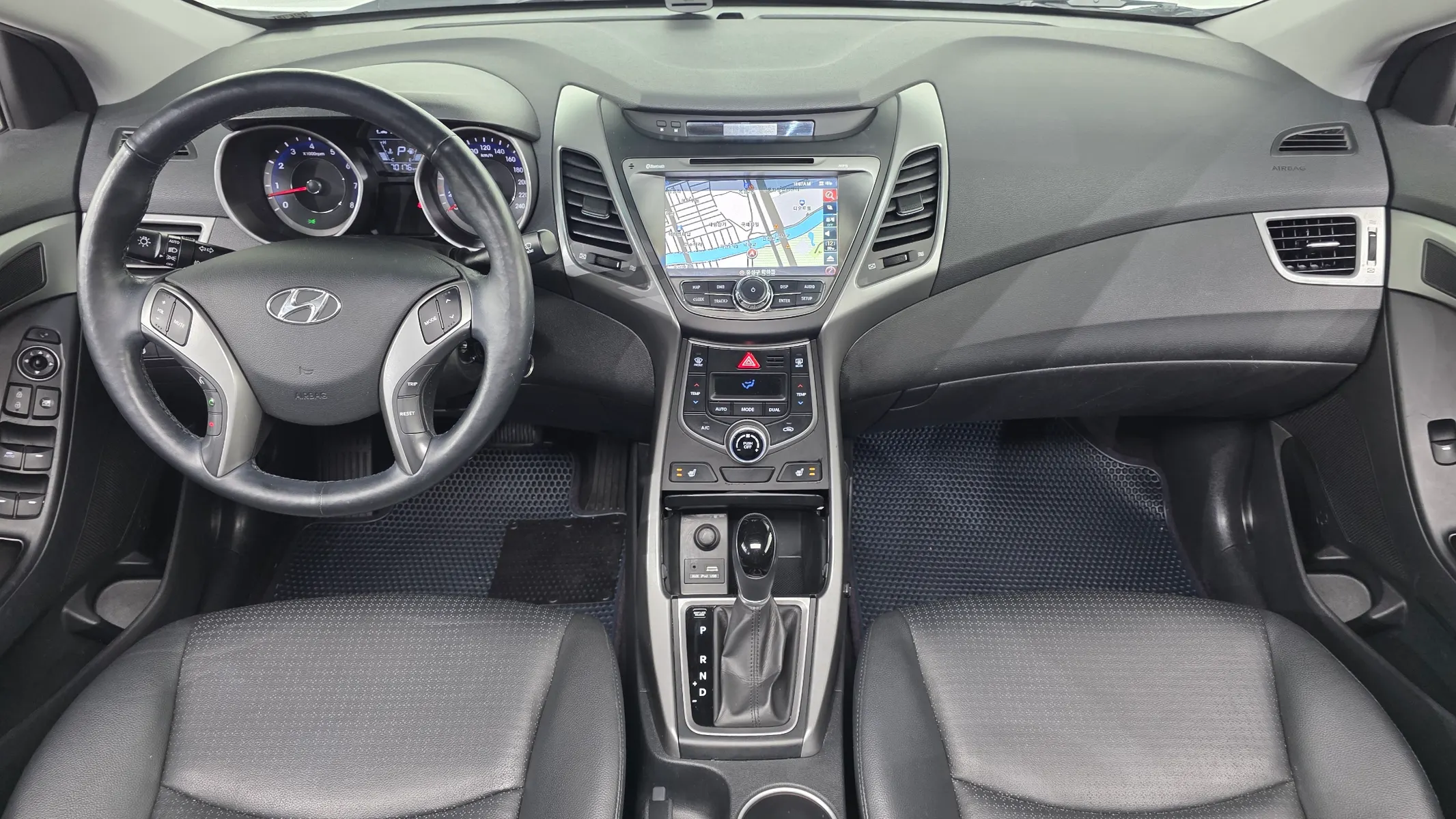Hyundai 아반떼 1.6 GDi 2013 4/5