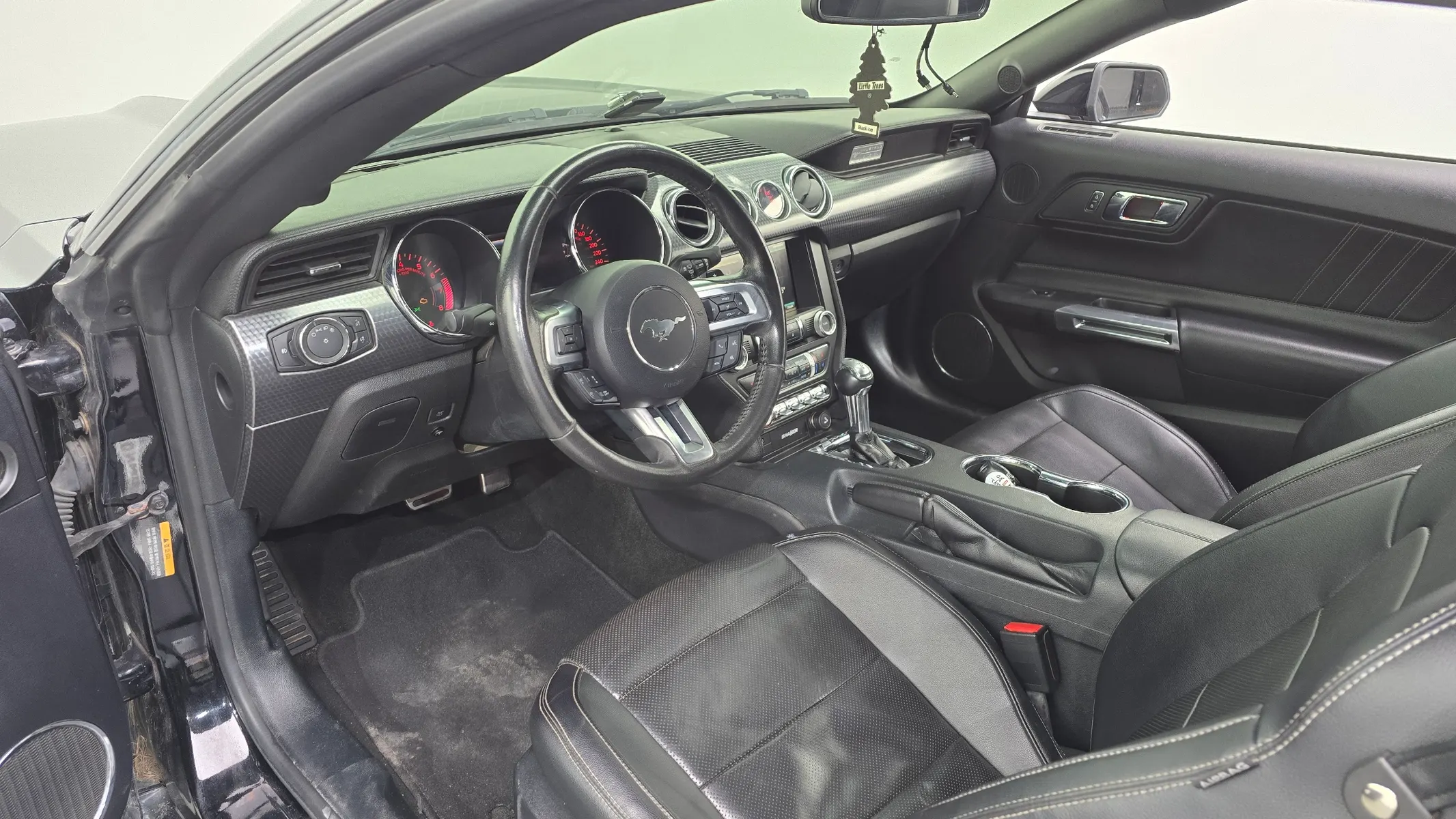 Ford 머스탱 2015 4/5