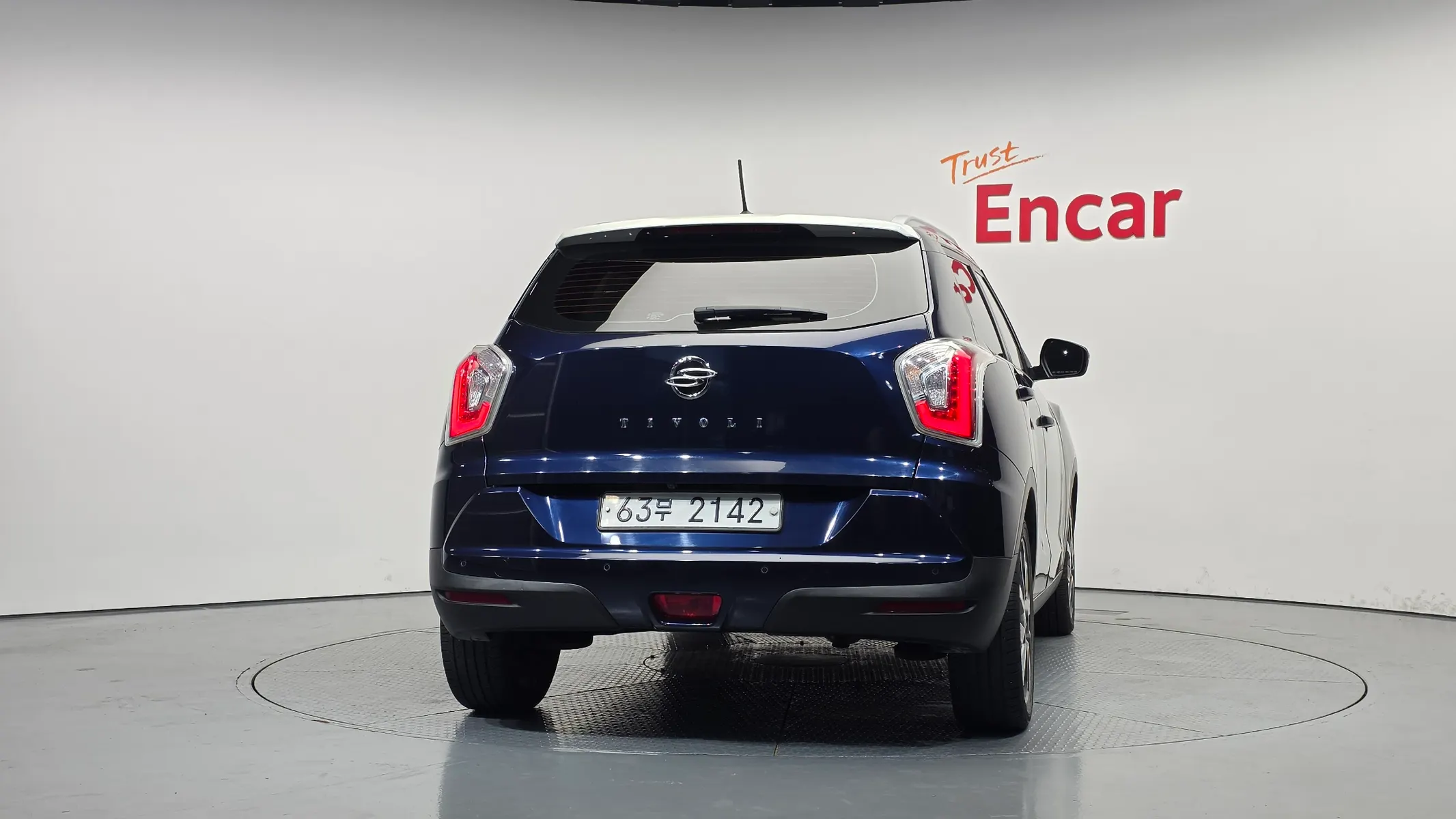 KG Mobility Tivoli LX 2WD 2015 3/5