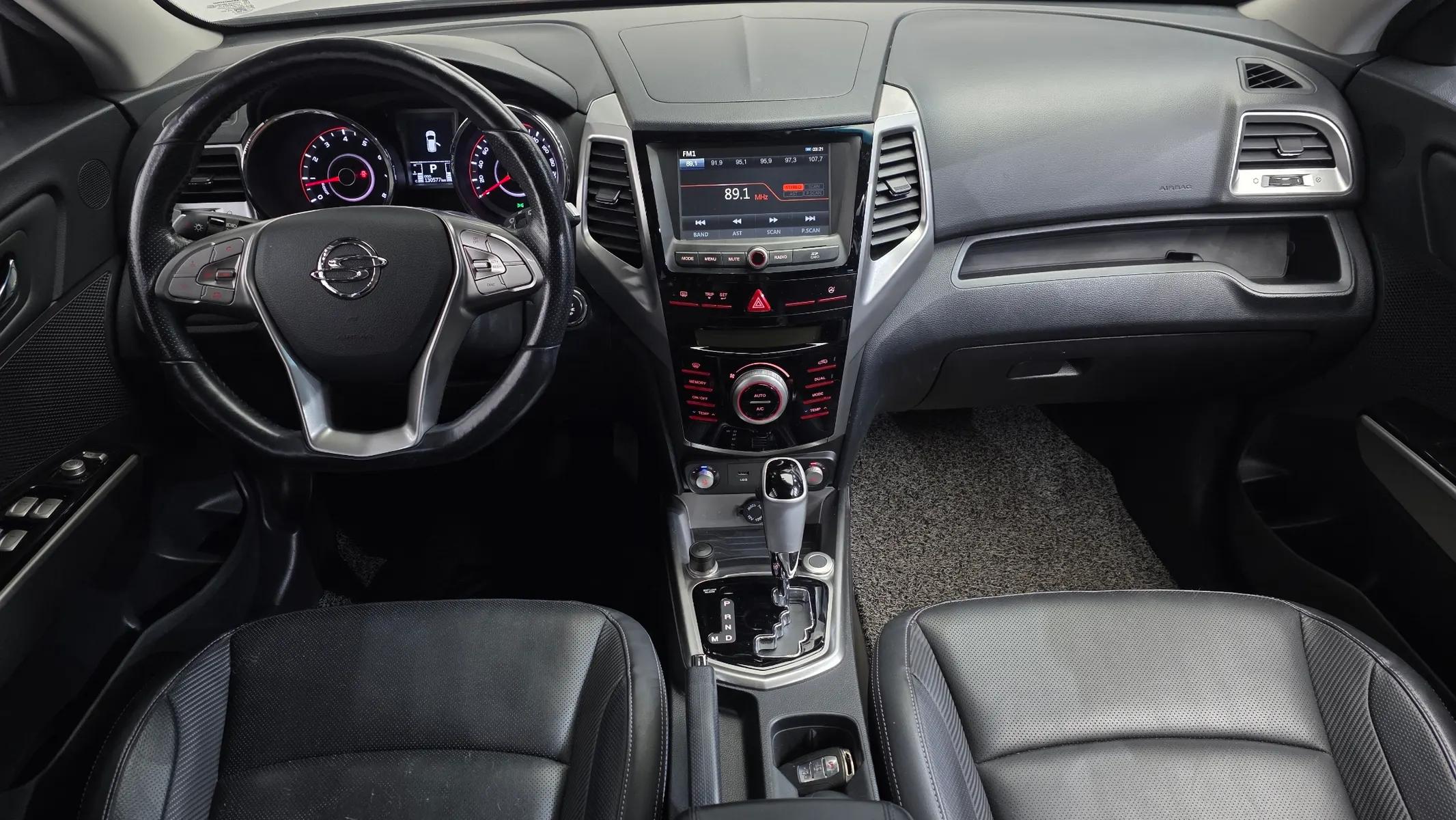 KG Mobility Tivoli LX 2WD 2015 4/5