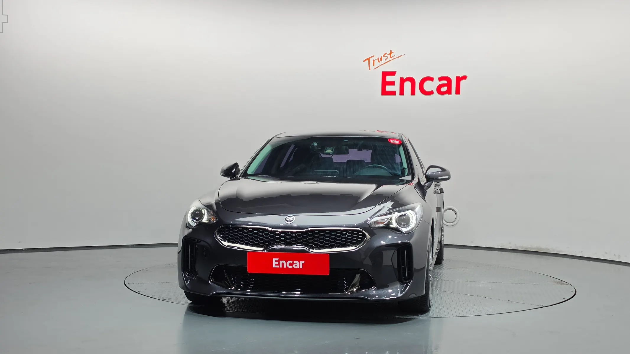 Kia Stinger 2.0 2WD 2017 2/5