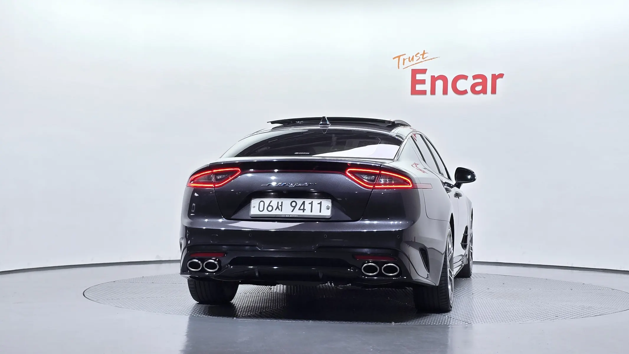 Kia Stinger 3.3 2WD 2017 3/5