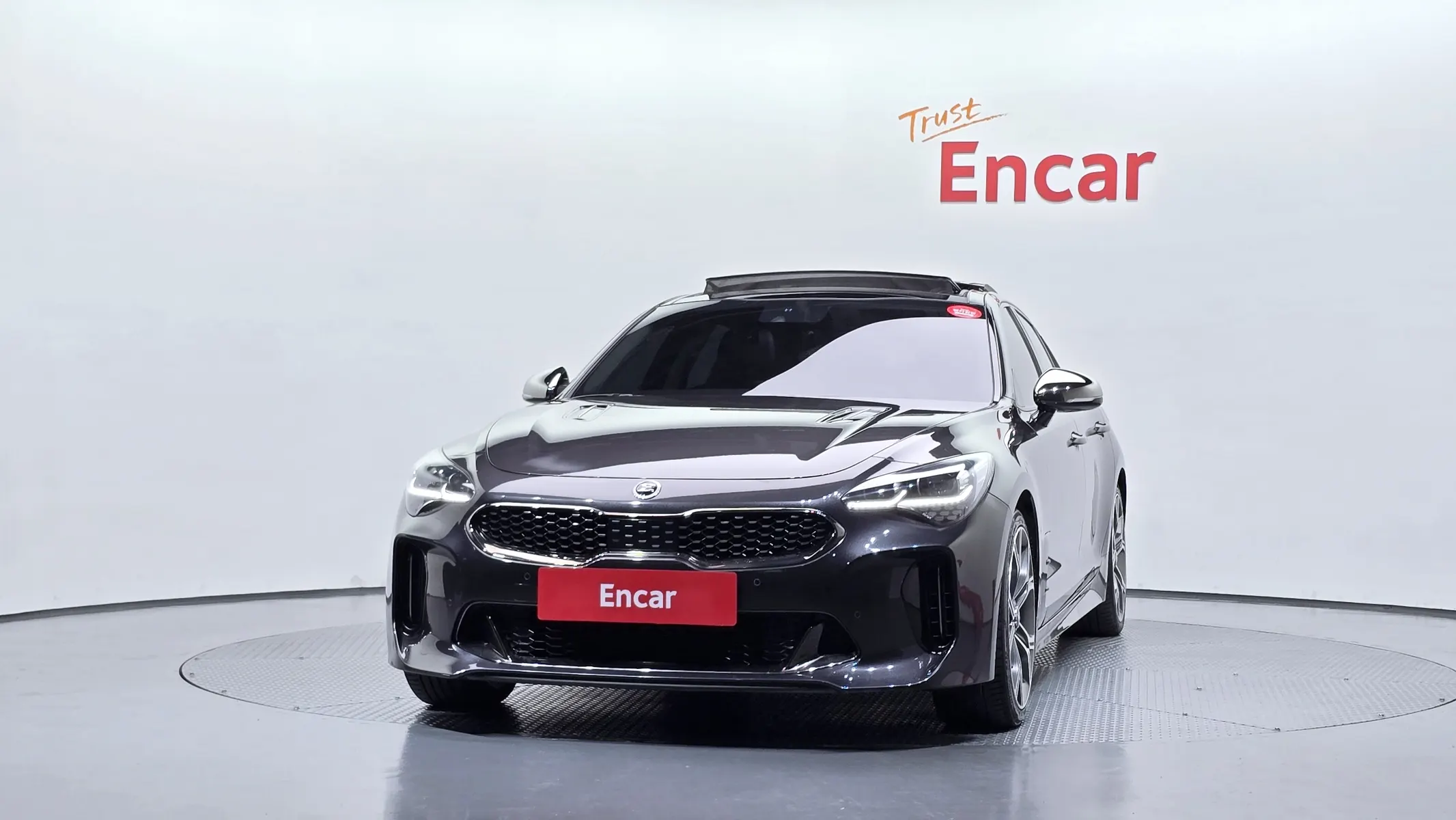 Kia Stinger 3.3 2WD 2017 2/5