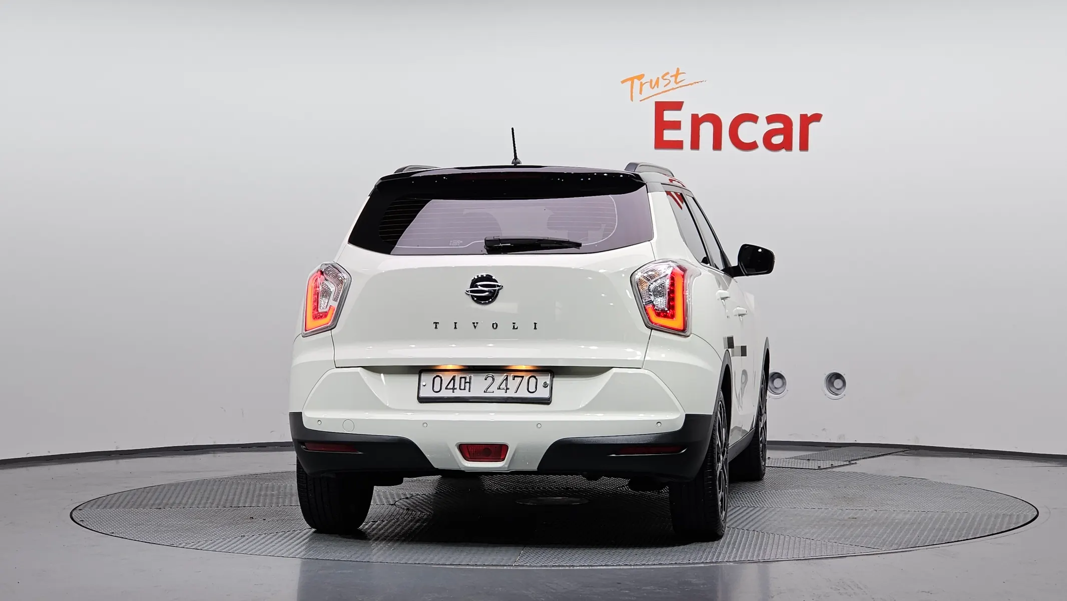 KG Mobility Tivoli LX 2WD 2017 3/5