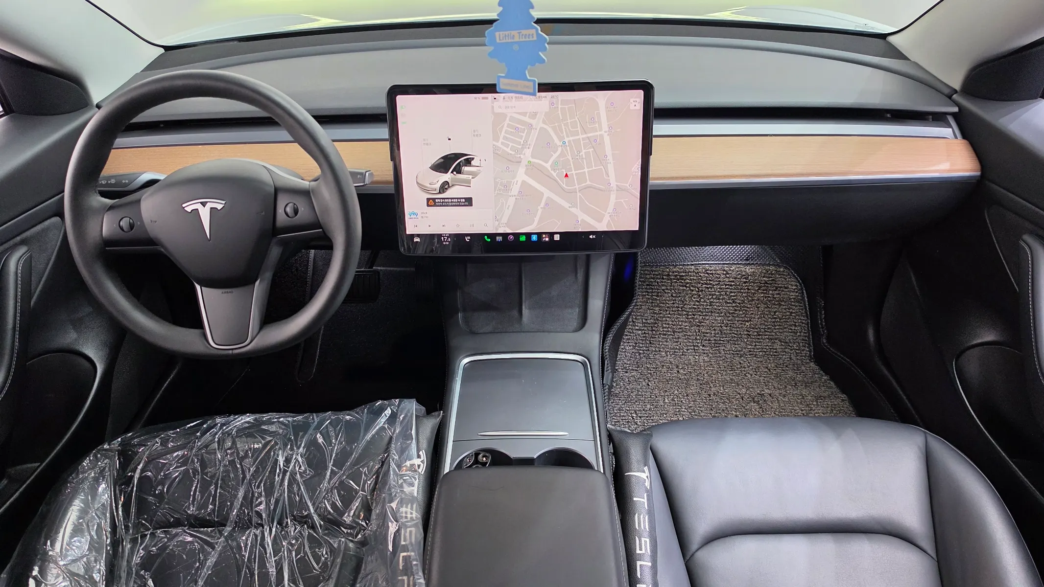 Tesla 3 AWD 2021 4/5