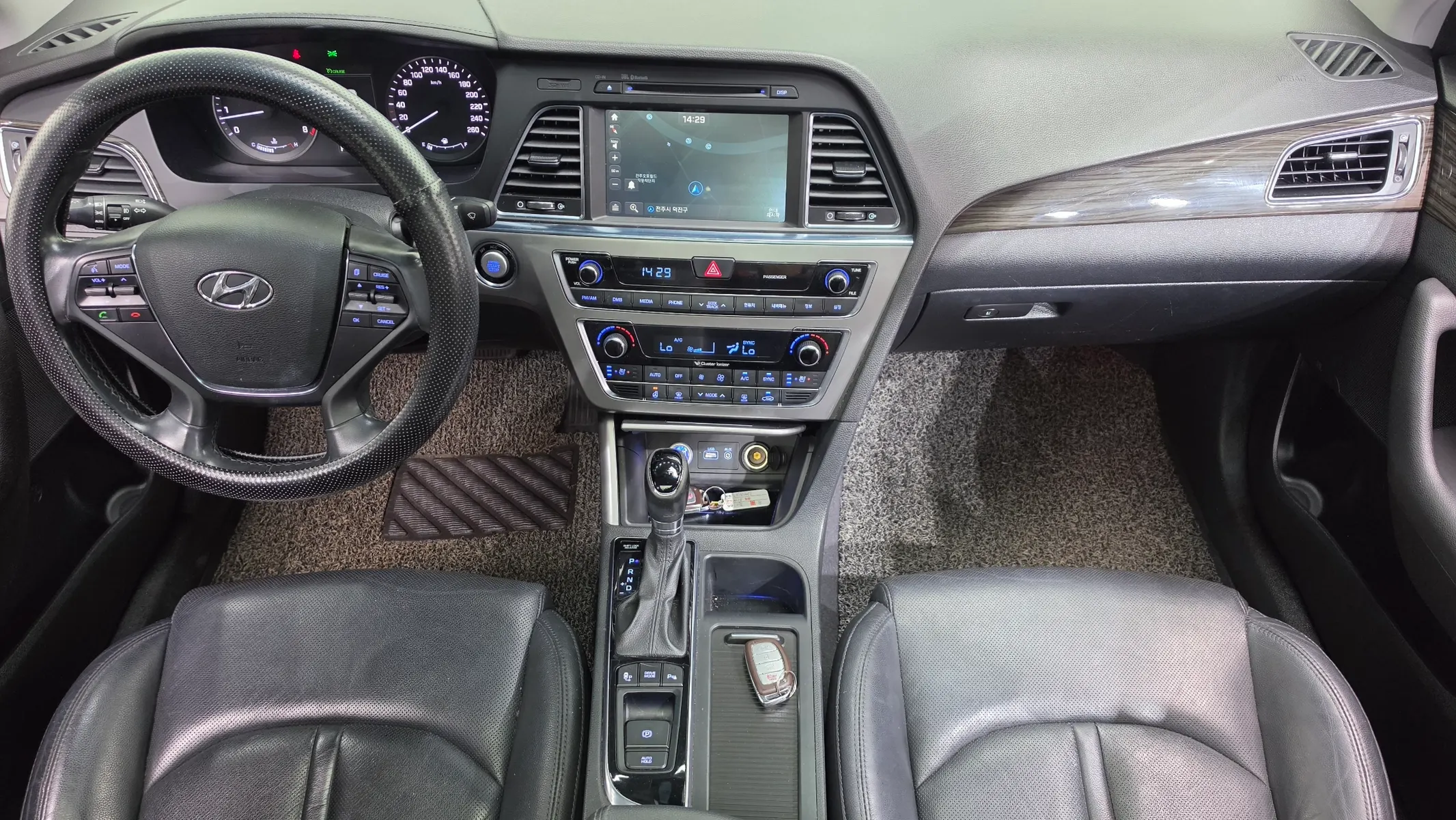 Hyundai LF 2.0 2015 4/5