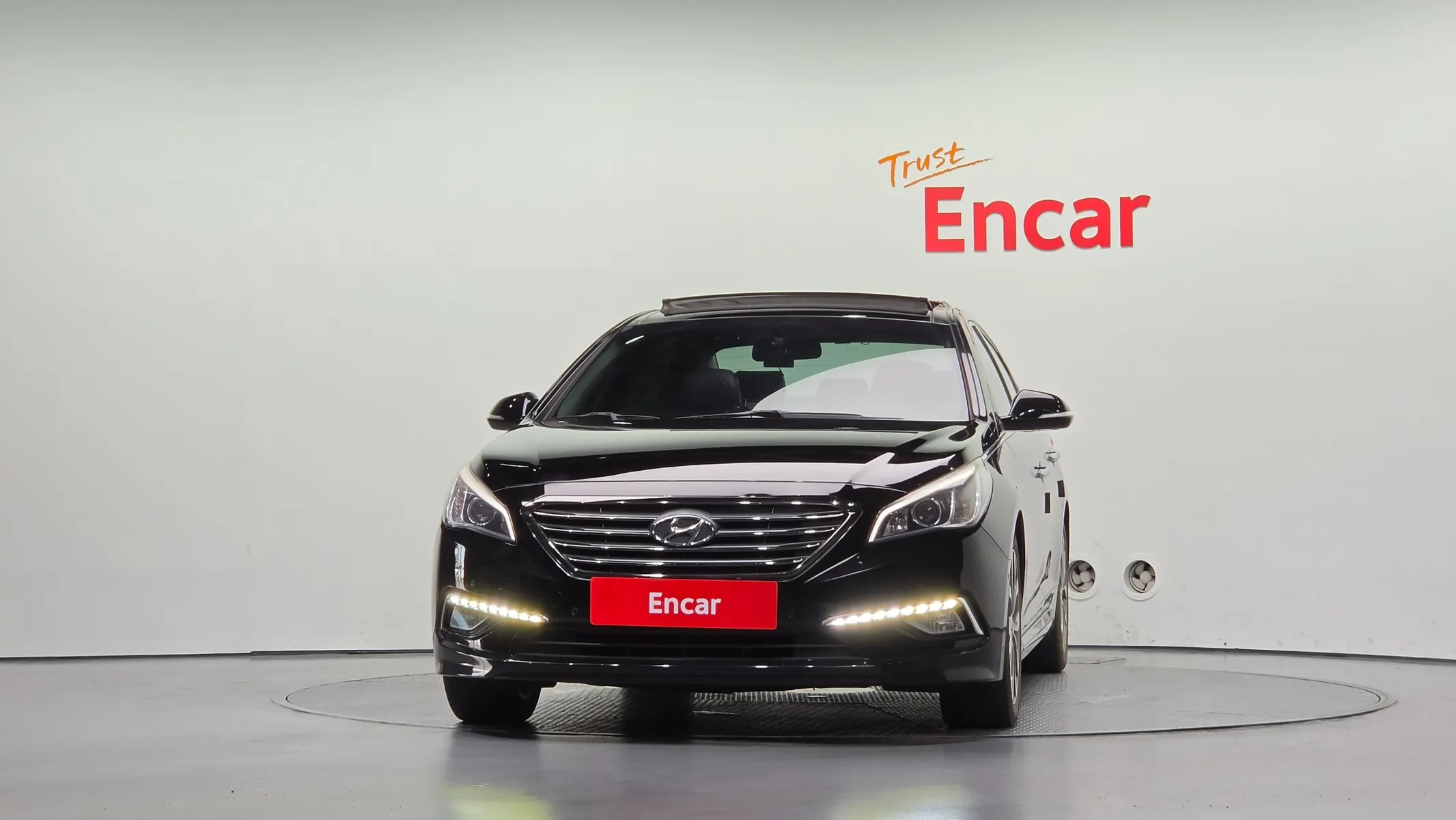 Hyundai LF 2.0 2015 2/5