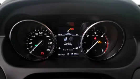 Land Rover 디스커버리 스포츠 2.0 TD4 SE (150) 2017 8