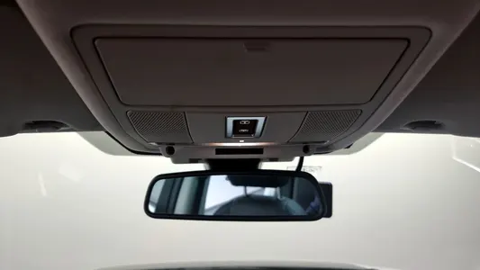 Land Rover 디스커버리 스포츠 2.0 TD4 SE (150) 2017 16