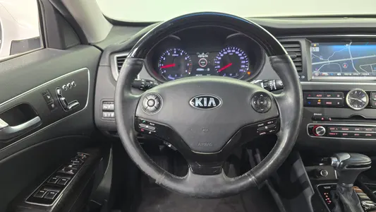Kia K9 3.3 GDI 2013 13