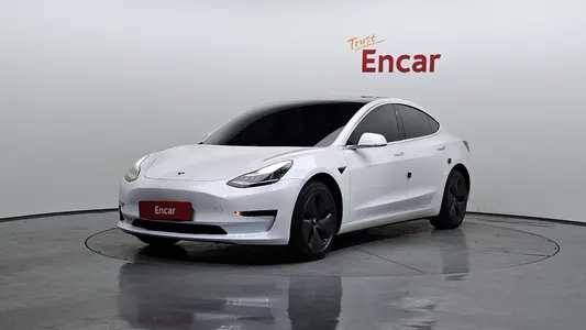 Tesla 3 RWD 2020