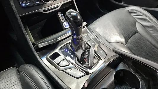 Hyundai HG 2014 9