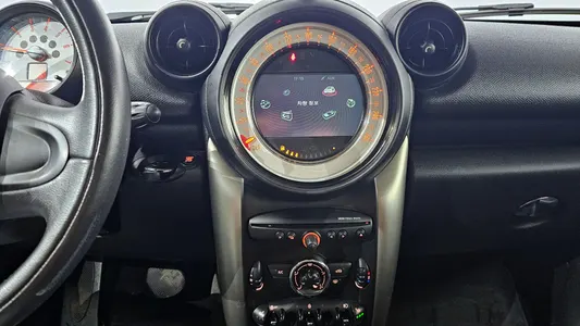 MINI D SE 2013 14