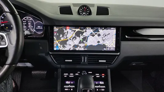Porsche (PO536) 3.0 2019 14