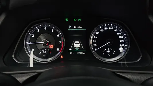 Hyundai (DN8) 2.0 2021 8