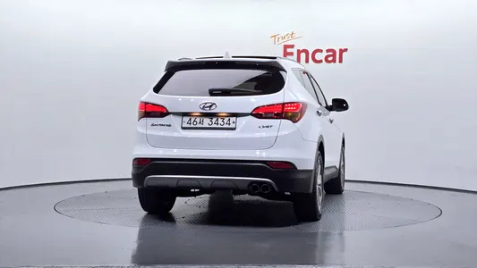 Hyundai DM (e-VGT) 2.0 2WD 2015 4
