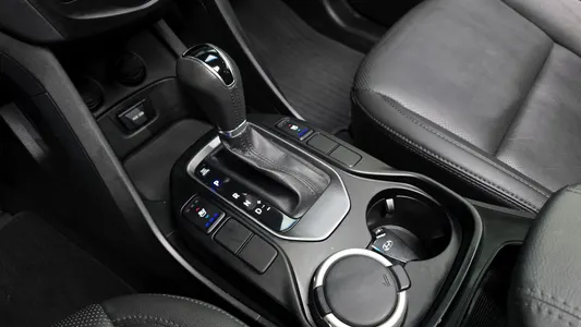 Hyundai DM (e-VGT) 2.0 2WD 2015 9
