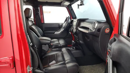 Jeep (JK) 2.8 4 2012 11