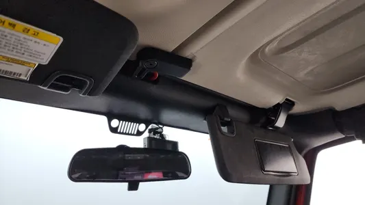 Jeep (JK) 2.8 4 2012 19