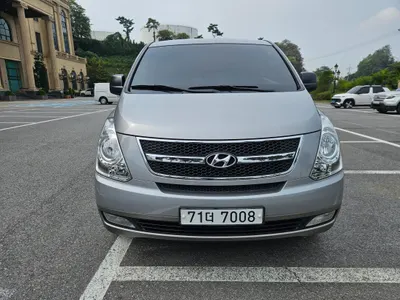 Hyundai Grand Starex 11 HVX 2015