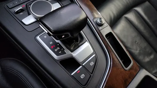 Audi A4 (B9) 45 TFSI 2016 9