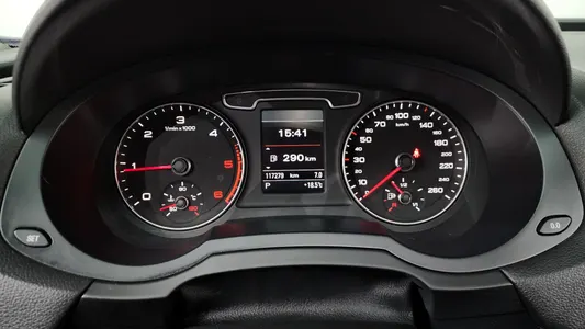 Audi Q3 2.0 TDI 2013 8