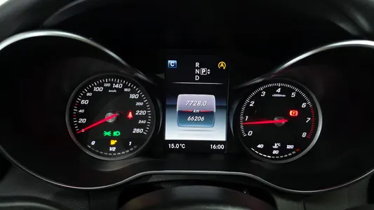 Mercedes-Benz C-Class W205 C200 2015 8