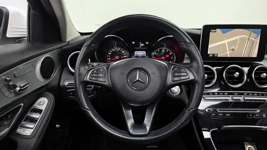 Mercedes-Benz C-Class W205 C200 2015 13