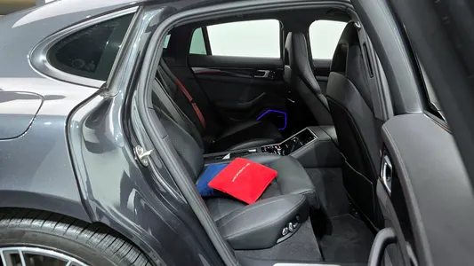 Porsche (971) 2.9 AWD 2021 12