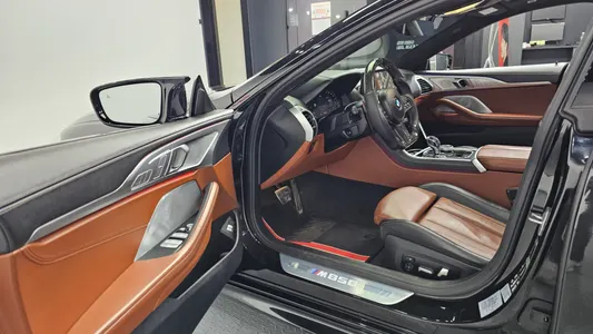 BMW 8 Series (G15) M850i xDrive 2023 10